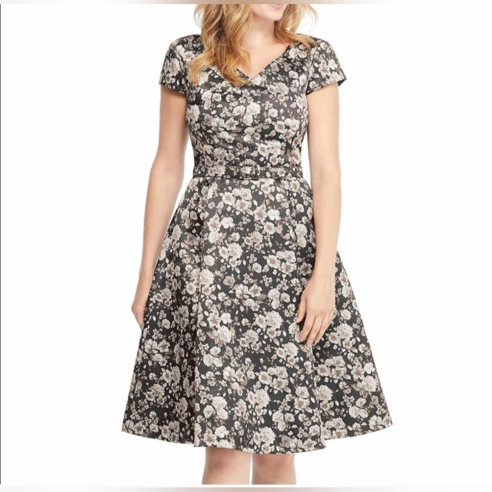 *Perfect Condition* Gal Meets Glam Elle Brightex Duchess Satin Dress 8P